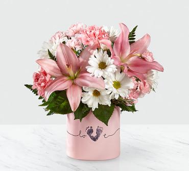 Tiny Miracleâ„¢ New Baby Girl Bouquet