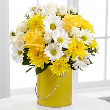 Color Your Day With Sunshine&trade; Bouquet